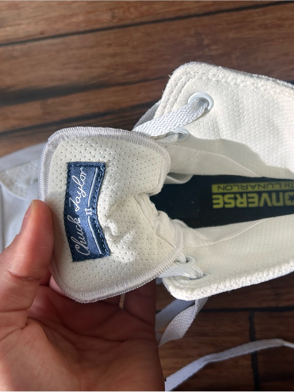 Converse All Stars All White High-Top Sneakers Size 8 - Picture 7 of 9